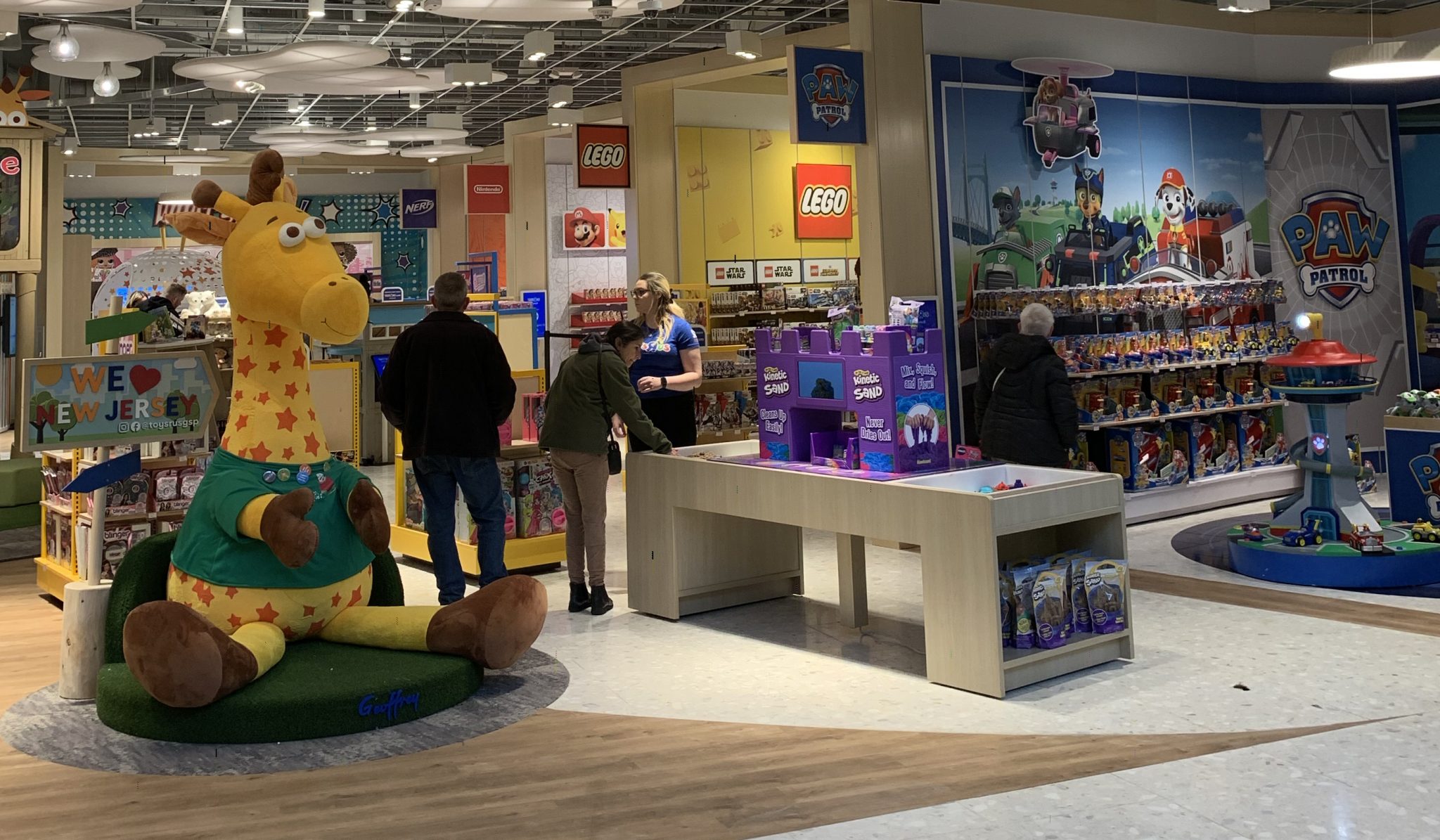 This Isn’t the Toys ‘R Us You Remember… image