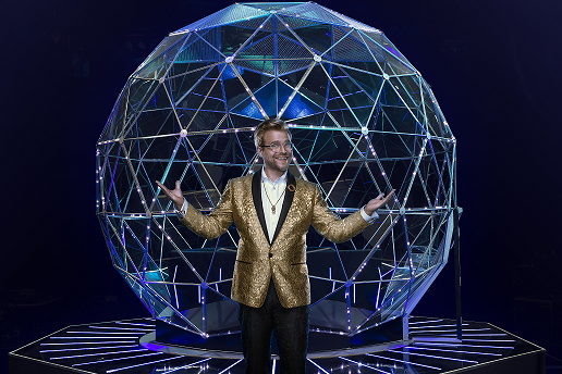 Comedian/Writer Adam Conover Tapped to Host Nickelodeon’s New Family Game Show, The Crystal Maze image