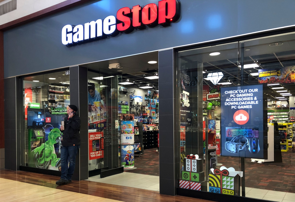 GameStop Holiday Sales Decline 27.5% image
