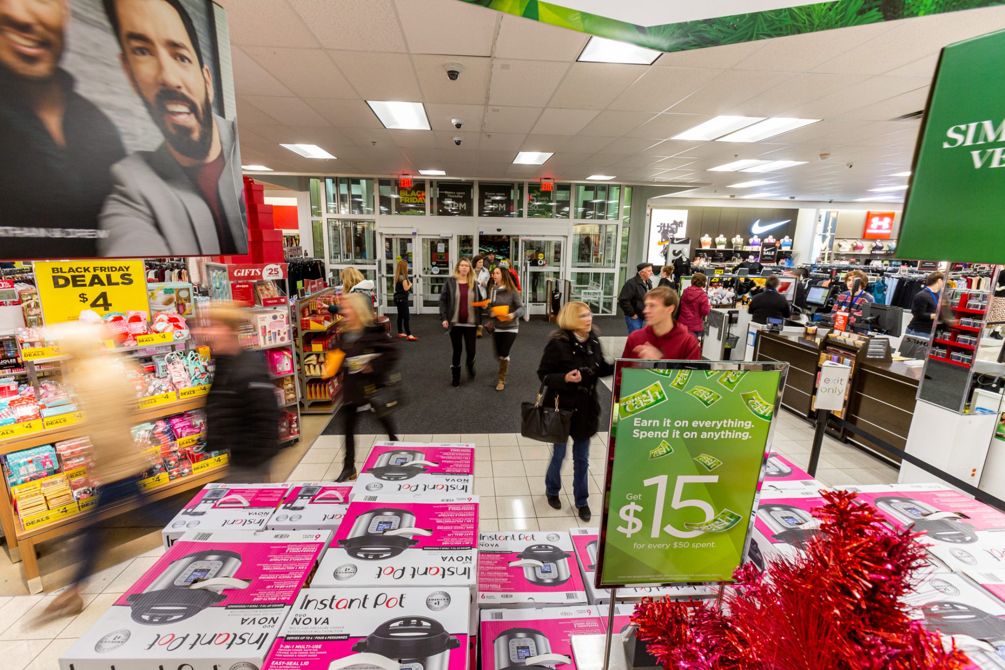 Updated: Kohl’s, Walmart, Target Preach Flexibility for Holiday Season image