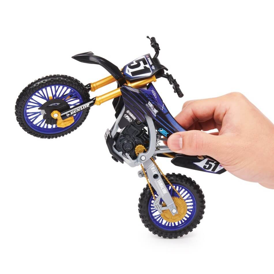 Spin Master Goes Full Throttle with the Launch of the Supercross Toy Line image