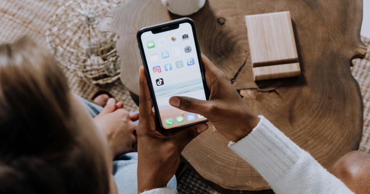Breaking Down Social Media’s Brand Takedowns image